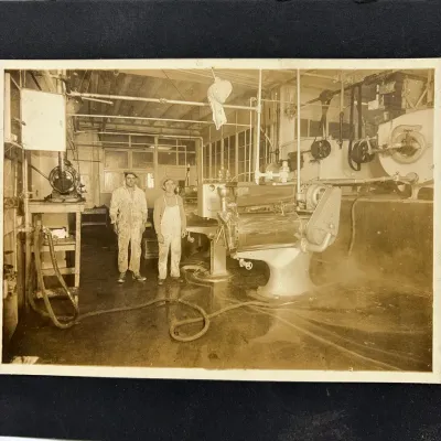 Antique Industrial Laundry Occupational Photograph – Circa 1920s