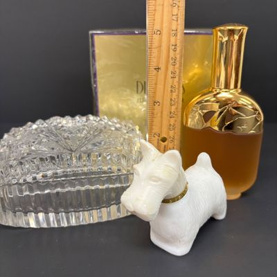 LOT 28: New/Old Stock White Diamonds 5.3Oz Body Powder, Calais Cologne Spray, Milk Glass Scotty Dog Perfume Bottle & Crystal Dish