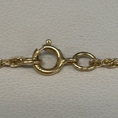 LOT 53: Diamond and 14K Gold Pendant on 14K Gold Chain 3.8gtw