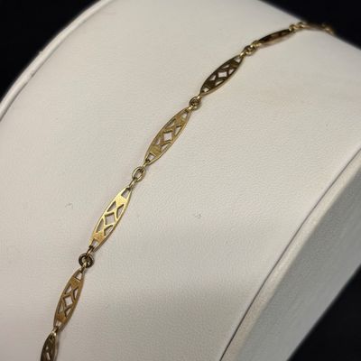 LOT 107: Vintage 14k Gold Bracelet 2.8g (Acid Tested)