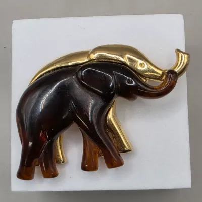 LOT 60: Vintage Gold & Silver Tone Brooches & Pins Sarah Coventry Liz Claiborne & More