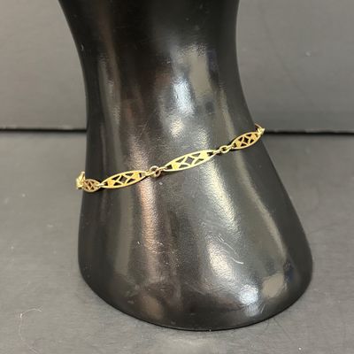 LOT 107: Vintage 14k Gold Bracelet 2.8g (Acid Tested)