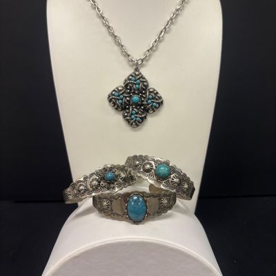 LOT 74: Vintage Style Concho Chain Turquoise Colored Stones, Silvertone Turquoise Earrings, Cuff Bracelets, Statement Bib Necklace...