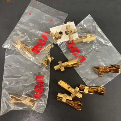 LOT 73: Vintage RCA Memorabilia: Patches, Tie Tacks, Tie Clips, Lapel Pins, Coasters, Pen