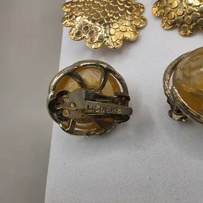 LOT 62: Vintage Gold Tone Pierced Earrings Clip-Ons & Screwbacks Lisner & More