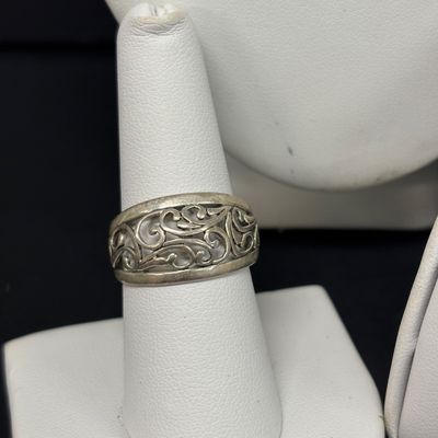 LOT 85: Sterling 925 Jewelry Collection - (3) Anklets 7.6g, Pendant Necklace 3.0gtw & Filigree Ring 3.0gtw Sz 9