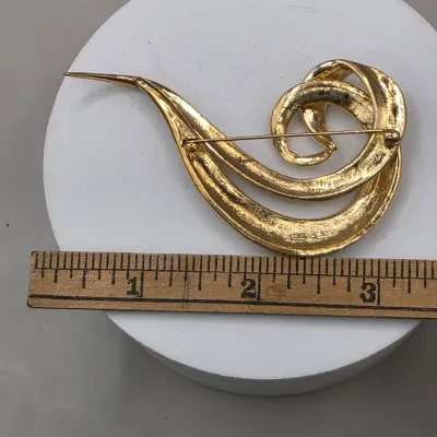 LOT: 59 Vintage Silver and Gold Tone Brooches, Pins, & Clip-Ons Royal Adderly, Coro, Boucher & More