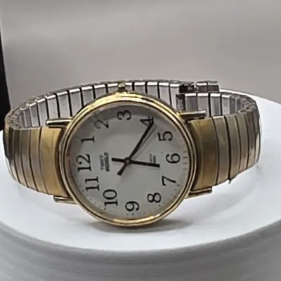 LOT: 57 Vintage Untested Watches Timex Seiko & More