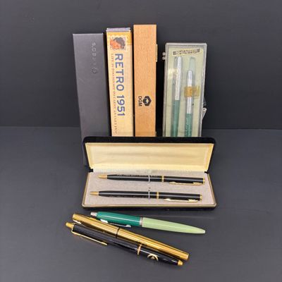 LOT 31: Collection of Vintage Pens