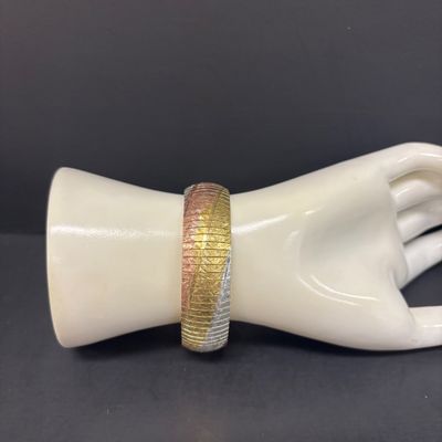 LOT 69: Beaucraft 925 Sterling Brooch 3.3g with a Sterling 925 Italy Tri-Tone Bracelet 27.9g