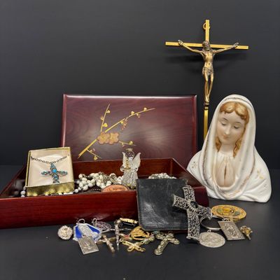 LOT 32: Assortment of Religious Iconography - Rosaries, Crosses & More
