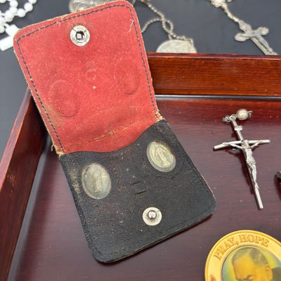 LOT 32: Assortment of Religious Iconography - Rosaries, Crosses & More