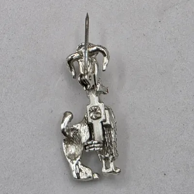 LOT 58: Collection of 5 Vintage Silvertone Brooches Mazer & More