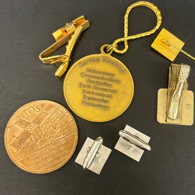 LOT 73: Vintage RCA Memorabilia: Patches, Tie Tacks, Tie Clips, Lapel Pins, Coasters, Pen
