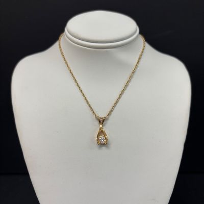 LOT 53: Diamond and 14K Gold Pendant on 14K Gold Chain 3.8gtw
