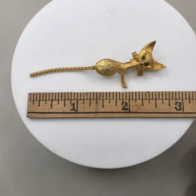 LOT 60: Vintage Gold & Silver Tone Brooches & Pins Sarah Coventry Liz Claiborne & More