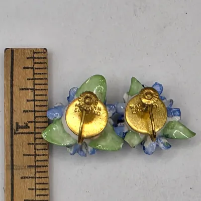 LOT: 59 Vintage Silver and Gold Tone Brooches, Pins, & Clip-Ons Royal Adderly, Coro, Boucher & More