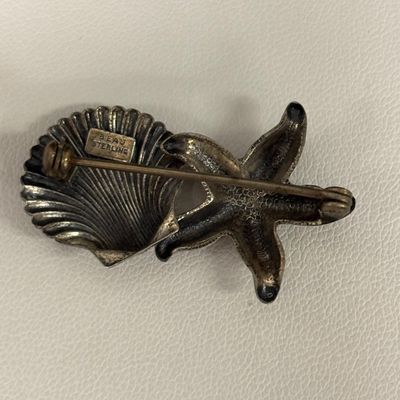 LOT 69: Beaucraft 925 Sterling Brooch 3.3g with a Sterling 925 Italy Tri-Tone Bracelet 27.9g