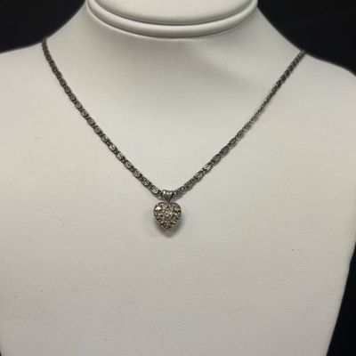 LOT 92: Vintage 14k Gold and Diamond Chip Pendant on a 925 Sterling Chain 4.3gtw