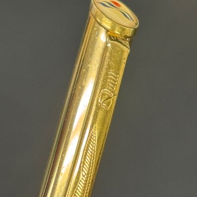 LOT 30: Vintage Cross 1/20 10Kt GF Pen with Gold-Tone Quill, Silver-Tone Cross & More