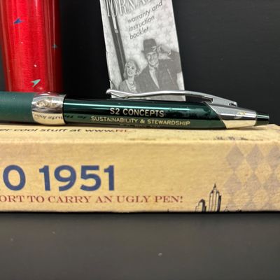 LOT 31: Collection of Vintage Pens