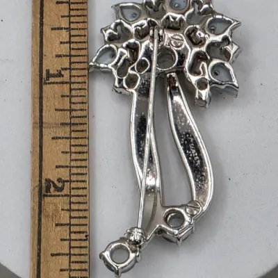 LOT 58: Collection of 5 Vintage Silvertone Brooches Mazer & More
