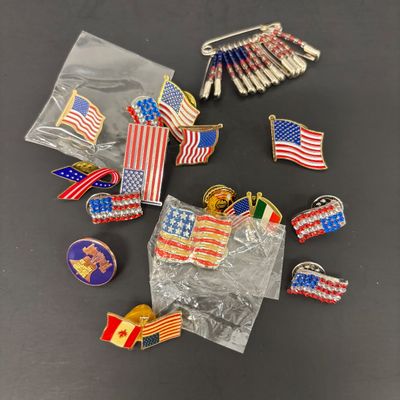 LOT 37: Tony Laina Leather Belt Buckle, USA-Themed Pins, US Mint Independence Hall Coins & More