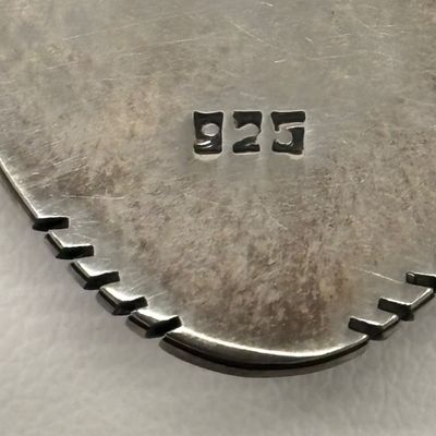 LOT 82: Natural Stone and 925 Silver Pendant 15.1gtw on a 925 Silver Chain 14.2g