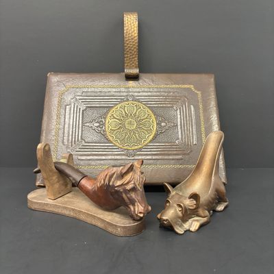 LOT 33: Wally Frank LTD Carved Wood Horse Head Pipe with Scottish Terrier Metal Pipe Holder & Silent Butler