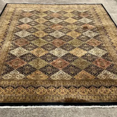 Bakhtiari Panel Oriental Rug