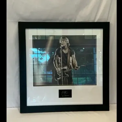 Keith Urban Signed Print