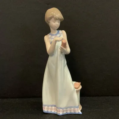 Lladro “Calling A Friend”- Retired 