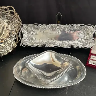 Arthur Court Grape Serveware, Godinger Silver-Plated Pieces & Spreader Set – 8 Pieces
