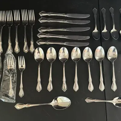 38 Piece Oneida Flatware Set Oneida Stainless Flatware Set with Serving Pieces – 38 Pieces