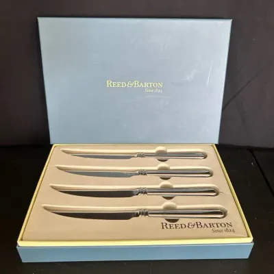 NEW IN BOX Set Of 5 Reed & Barton Steak Knives