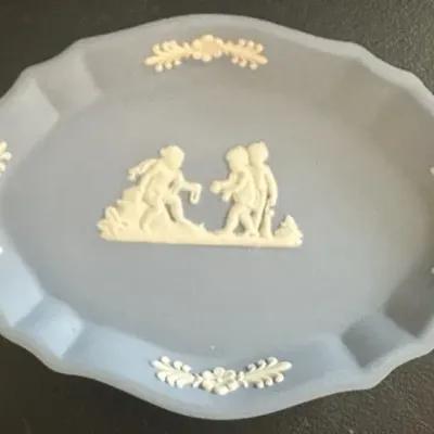 Vintage Wedgwood Trinket Dish With Box