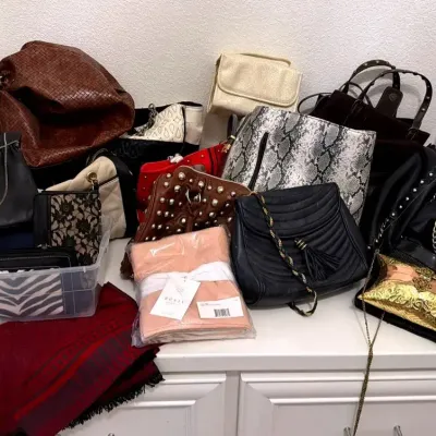 Scarfs, Purses & Some Wallets 