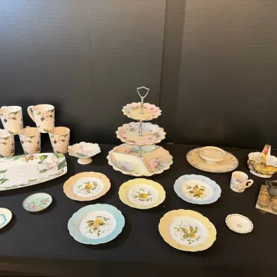 Various China Pieces - Incl Ironstone