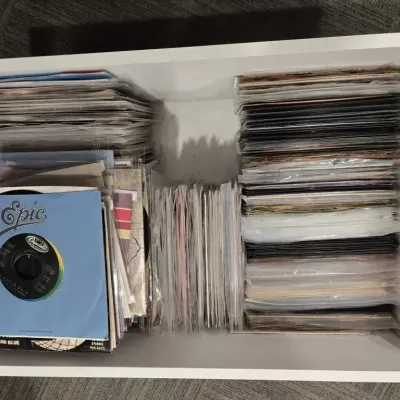 Sale Photo Thumbnail #54: Large Box 45's