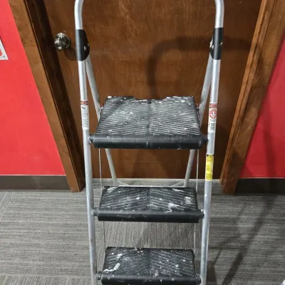 Sale Photo Thumbnail #68: -Werner Folding Step Stool