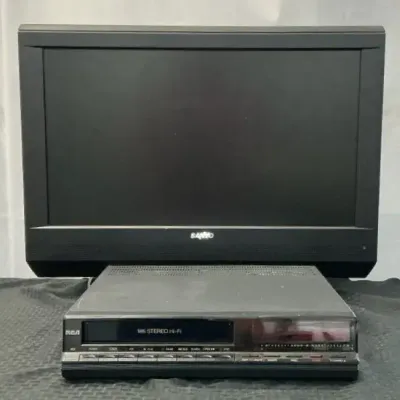 Sanyo 26” TV & RCA VHS 