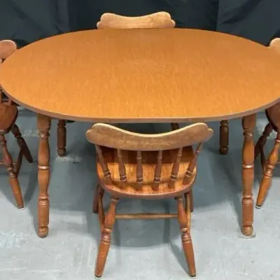 Table With Temple Stuart Chairs