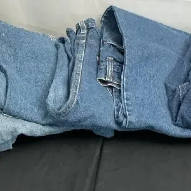 Men’s Levi’s & Wranglers