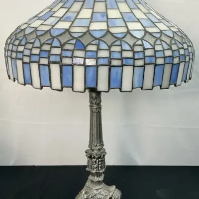 Tiffany Style Table Lamp