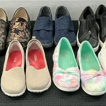 Women’s Slip-on Shoes
