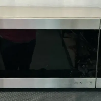 LG Neochef Microwave