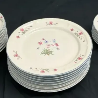 Newcor Stoneware Cambridge Dish Set