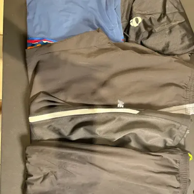 Men’s Cycling Apparel Lot of 5 – Pearl Izumi, Novara, L.L. Bean, New Balance & Sporti XL–XXL-40