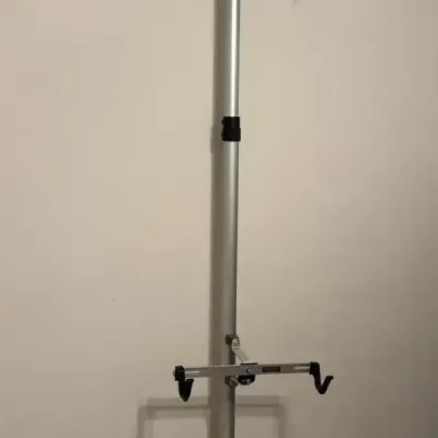 Minoura Floor-to-Ceiling Telescoping 2-Bike Storage Rack