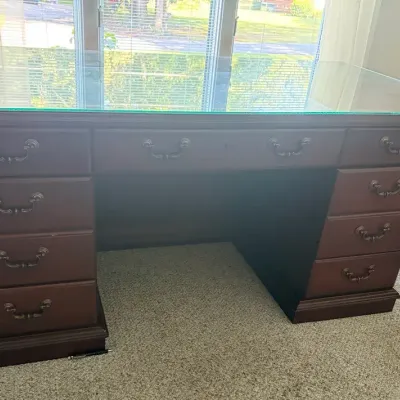 Grand Wooden Desk 